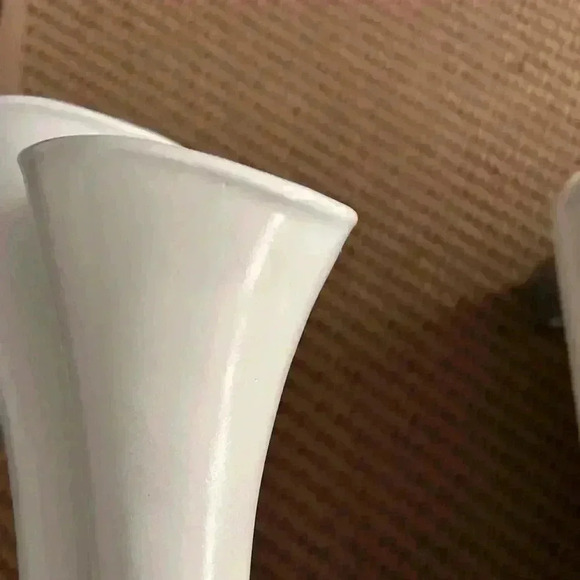 Vintage Tulip Vase with  Two Separate Stem Areas in White - Picture 10 of 10